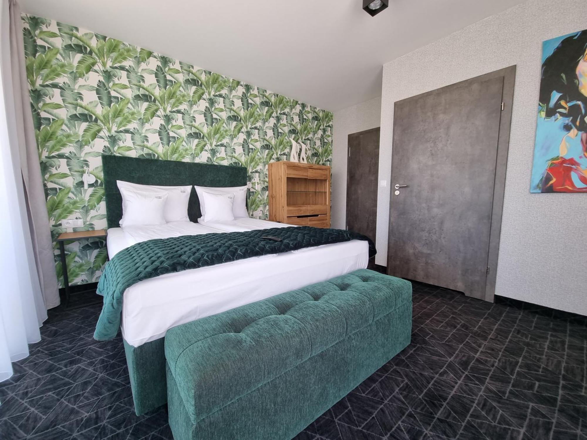 Aparthotel Paradise *